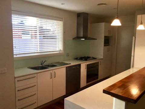Encore Apartments - Sunshine Coast Guide 2