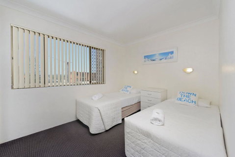 Beach House Holiday Apartments - Sunshine Coast Guide 20