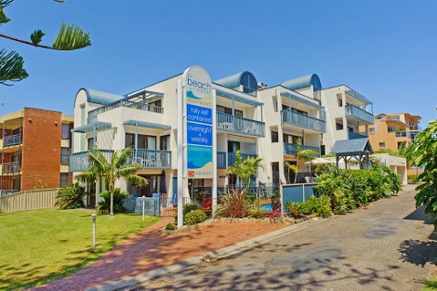 Beach House Holiday Apartments - Sunshine Coast Guide 13