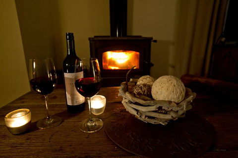 Bush & Bay Cottage - Sunshine Coast Guide 15