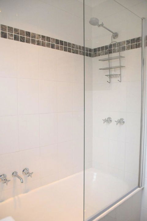Bush & Bay Cottage - Sunshine Coast Guide 11