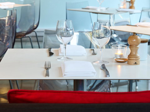 Hotel Urban St Leonards - Sunshine Coast Guide 5
