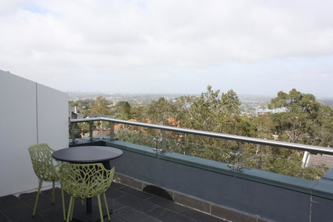Hotel Urban St Leonards - Sunshine Coast Guide 32