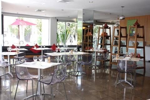 Hotel Urban St Leonards - Sunshine Coast Guide 26