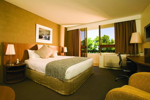 Hotel Urban St Leonards - Sunshine Coast Guide 30