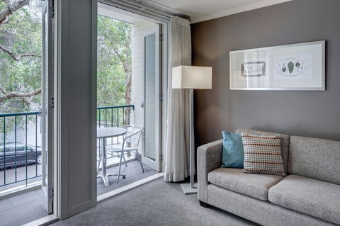 Adina Apartment Hotel Chippendale - Sunshine Coast Guide 14
