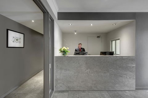 Adina Apartment Hotel Chippendale - Sunshine Coast Guide 8