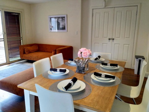 Sydney Harbour Bed And Breakfast - Sunshine Coast Guide 22