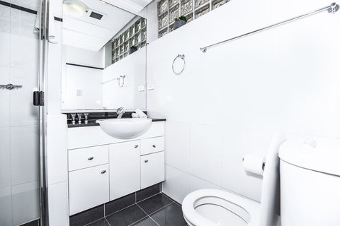 DD Apartments On Kent Street - Sunshine Coast Guide 26