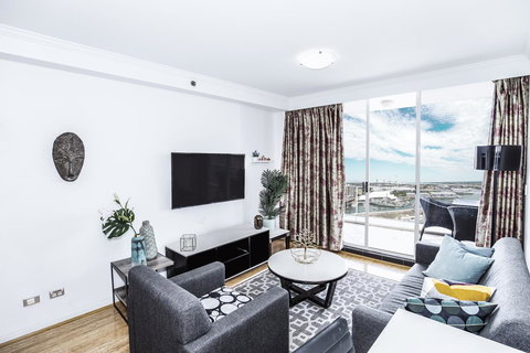 DD Apartments On Kent Street - Sunshine Coast Guide 0