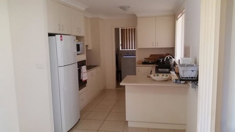 Twin Palms Holiday House At Lighthouse - Sunshine Coast Guide 6