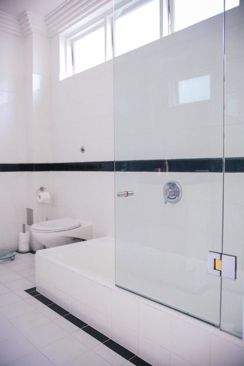 Private Room - Luxury Mosman Home - Sunshine Coast Guide 21
