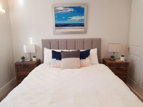 Private Room - Luxury Mosman Home - Sunshine Coast Guide 25