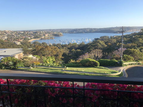 Private Room - Luxury Mosman Home - Sunshine Coast Guide 2