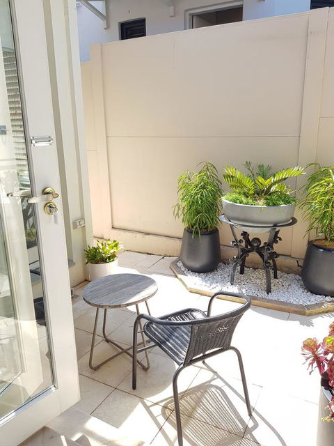 Private Room - Luxury Mosman Home - Sunshine Coast Guide 24