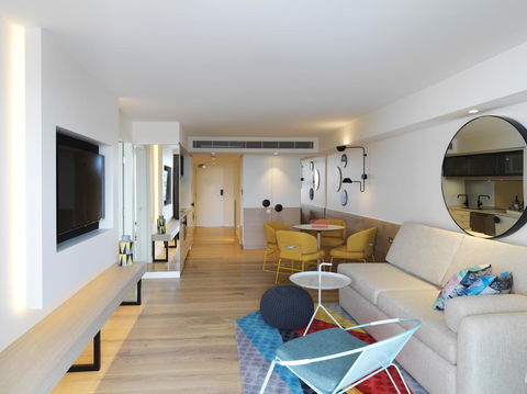 QT Bondi - Sunshine Coast Guide 9