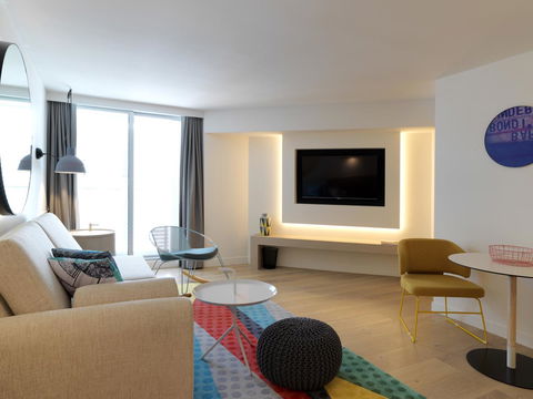 QT Bondi - Sunshine Coast Guide 12