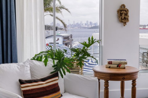 Watsons Bay Boutique Hotel - Sunshine Coast Guide 23