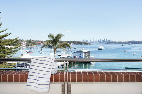 Watsons Bay Boutique Hotel - Sunshine Coast Guide 35