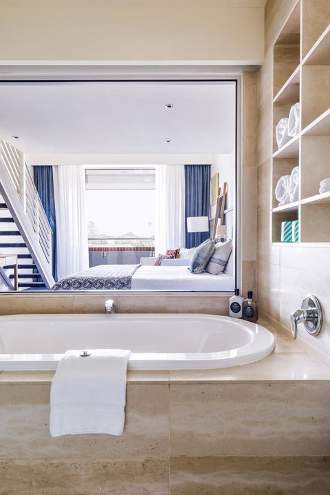 Watsons Bay Boutique Hotel - Sunshine Coast Guide 30