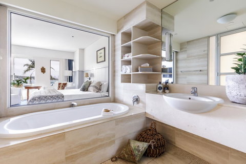 Watsons Bay Boutique Hotel - Sunshine Coast Guide 7