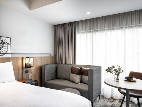 Mercure Sydney Rouse Hill - Sunshine Coast Guide 13
