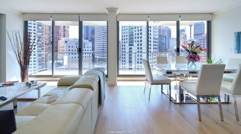 Zara Tower â€“ Luxury Suites And Apartments - Sunshine Coast Guide 21