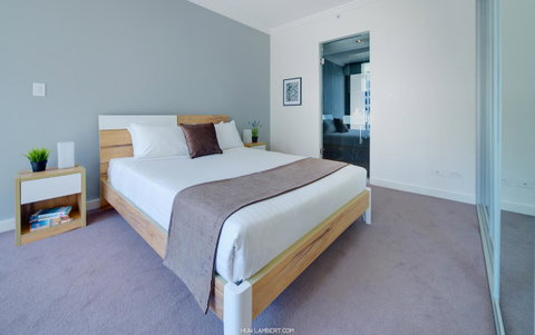 Zara Tower â€“ Luxury Suites And Apartments - Sunshine Coast Guide 11