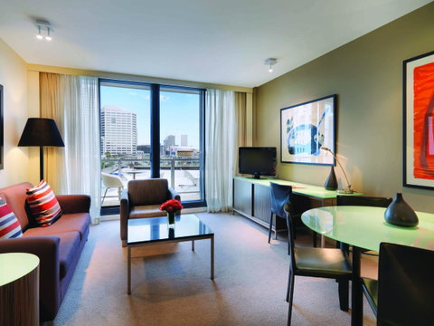 Adina Apartment Hotel Sydney, Darling Harbour - Sunshine Coast Guide 7