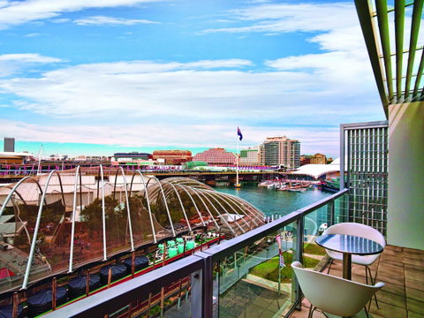 Adina Apartment Hotel Sydney, Darling Harbour - Sunshine Coast Guide 13