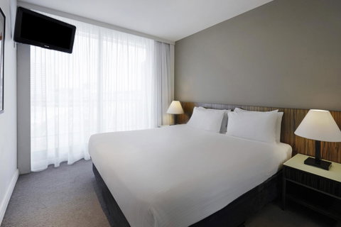 Adina Apartment Hotel Sydney, Darling Harbour - Sunshine Coast Guide 32