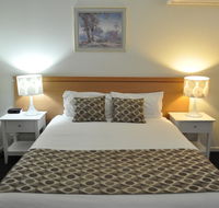 Albury Burvale Motor Inn - Sunshine Coast Guide
