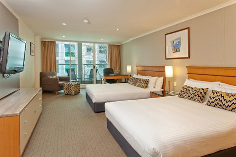 Rydges Darling Square Apartment Hotel - Sunshine Coast Guide 0