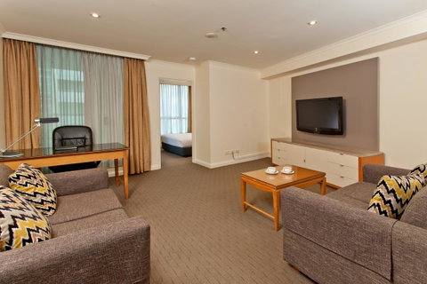 Rydges Darling Square Apartment Hotel - Sunshine Coast Guide 2