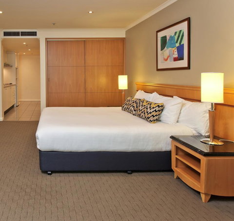 Rydges Darling Square Apartment Hotel - Sunshine Coast Guide 13