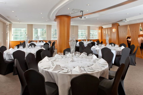 Rydges Darling Square Apartment Hotel - Sunshine Coast Guide 34