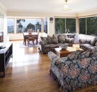 Echo Point Village - Sunshine Coast Guide