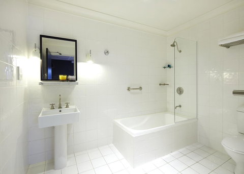 Harbour Rocks Hotel Sydney - Sunshine Coast Guide 27