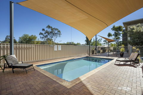 Quest Alice Springs - Sunshine Coast Guide 1