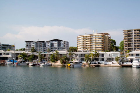 Cullen Bay Resorts - Sunshine Coast Guide 15
