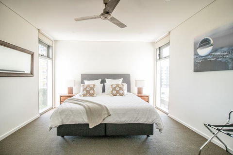 ZEN BY THE WATER - Esplanade Darwin Retreat - Sunshine Coast Guide 9