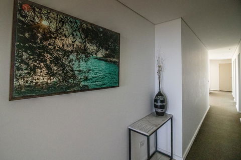 ZEN BY THE WATER - Esplanade Darwin Retreat - Sunshine Coast Guide 37