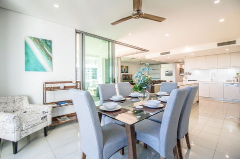 ZEN BY THE WATER - Esplanade Darwin Retreat - Sunshine Coast Guide 26