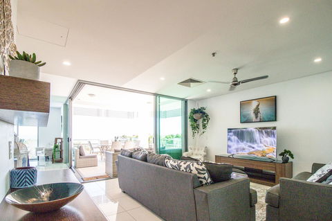 ZEN BY THE WATER - Esplanade Darwin Retreat - Sunshine Coast Guide 42