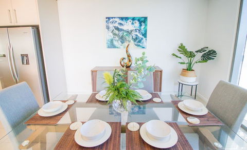 ZEN BY THE WATER - Esplanade Darwin Retreat - Sunshine Coast Guide 24