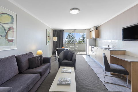 Nesuto The Entrance - Sunshine Coast Guide 21