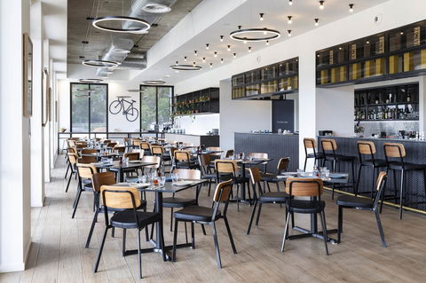 Mantra MacArthur Hotel - Sunshine Coast Guide 4