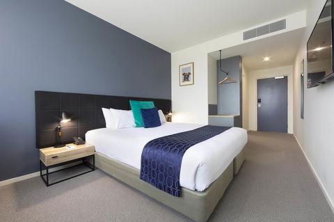 Mantra MacArthur Hotel - Sunshine Coast Guide 0