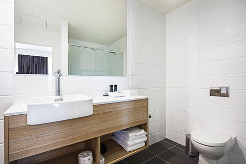 Mantra MacArthur Hotel - Sunshine Coast Guide 21