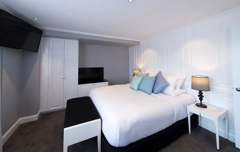 Canberra Rex Hotel - Sunshine Coast Guide 3